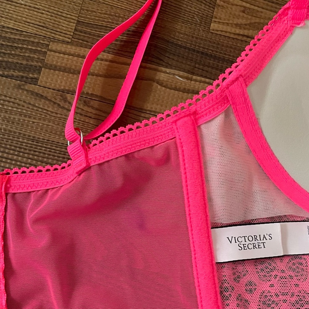 Victoria’s Secret Bright Pink Lace Push up Bustier 32B - Picture 5 of 5